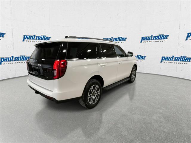 new 2025 Ford Expedition car, priced at $70,340