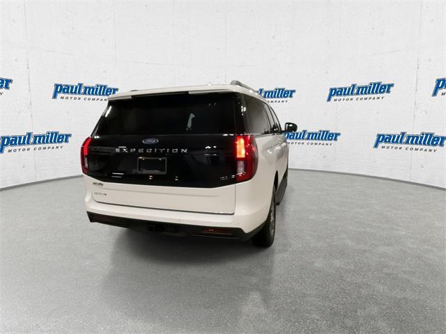 new 2025 Ford Expedition car, priced at $70,340