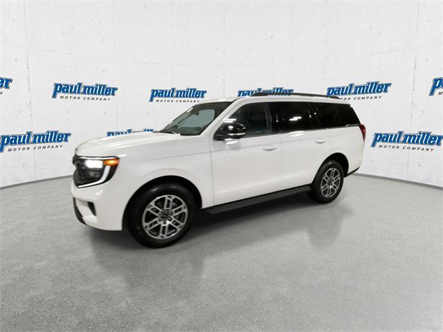 new 2025 Ford Expedition car, priced at $70,340