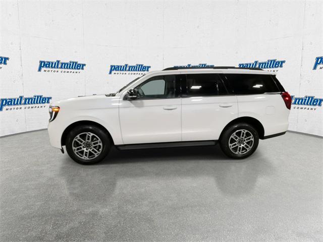 new 2025 Ford Expedition car, priced at $70,340