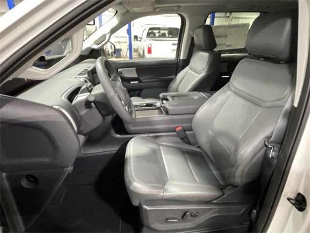 new 2025 Ford Expedition car, priced at $70,340