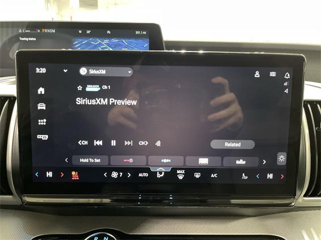 new 2025 Ford Expedition car, priced at $70,340