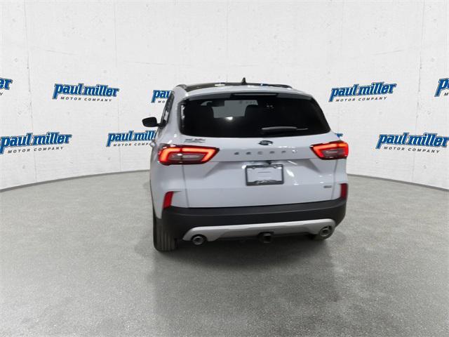 new 2025 Ford Escape PHEV car, priced at $38,186