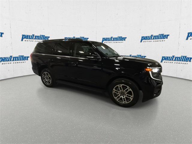 new 2025 Ford Expedition car, priced at $68,345