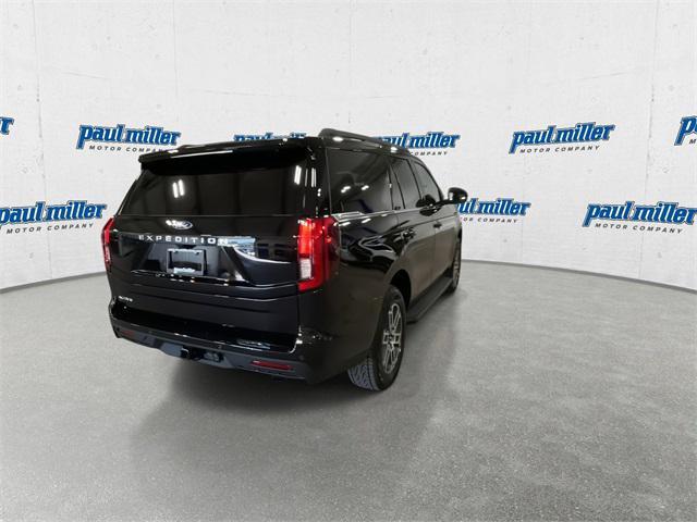 new 2025 Ford Expedition car, priced at $68,345