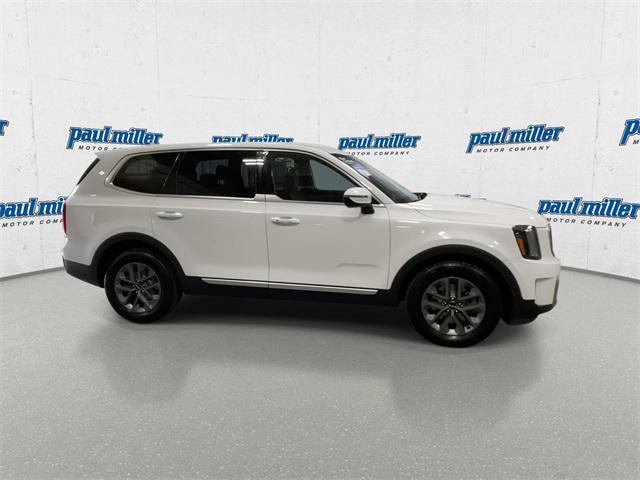 used 2023 Kia Telluride car, priced at $27,900