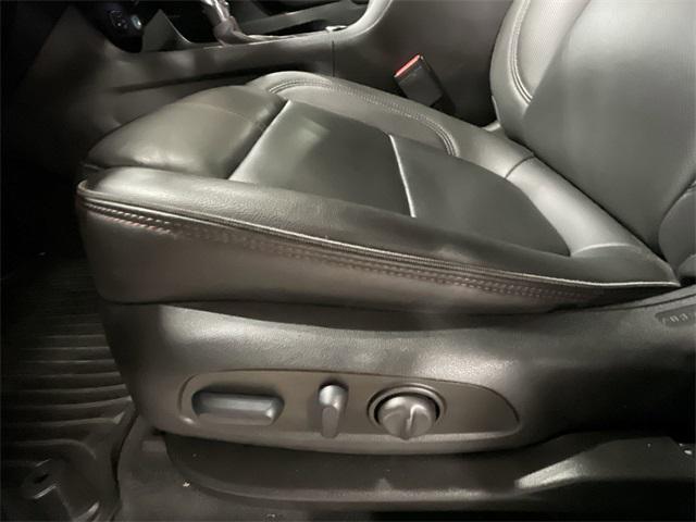 used 2024 Chevrolet Traverse car, priced at $39,800