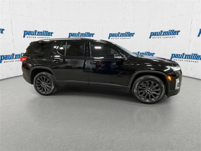 used 2024 Chevrolet Traverse car, priced at $39,800