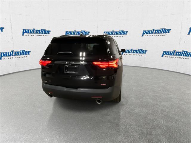 used 2024 Chevrolet Traverse car, priced at $39,800