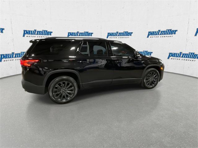 used 2024 Chevrolet Traverse car, priced at $39,800