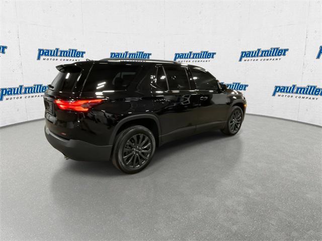 used 2024 Chevrolet Traverse car, priced at $39,800