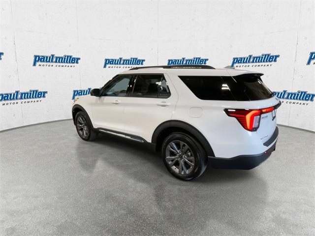 new 2025 Ford Explorer car, priced at $47,050