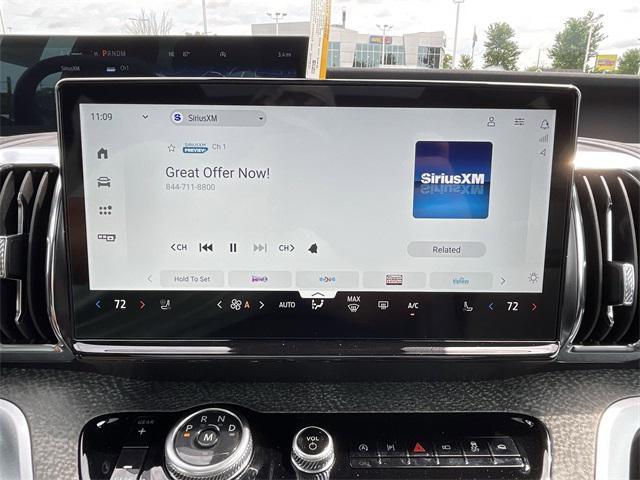new 2025 Ford Expedition car, priced at $83,025