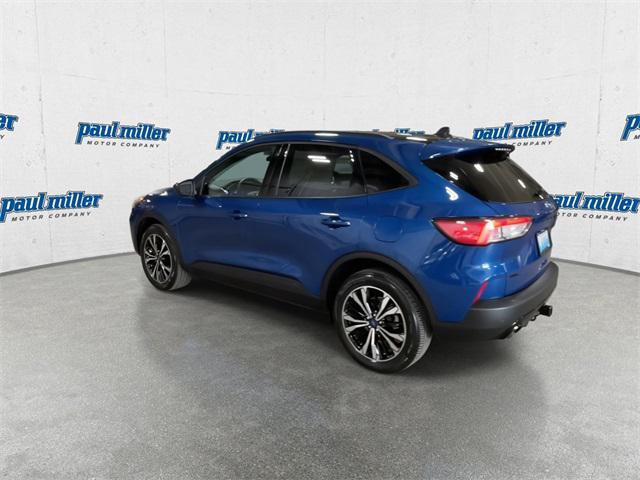 used 2022 Ford Escape car, priced at $25,326