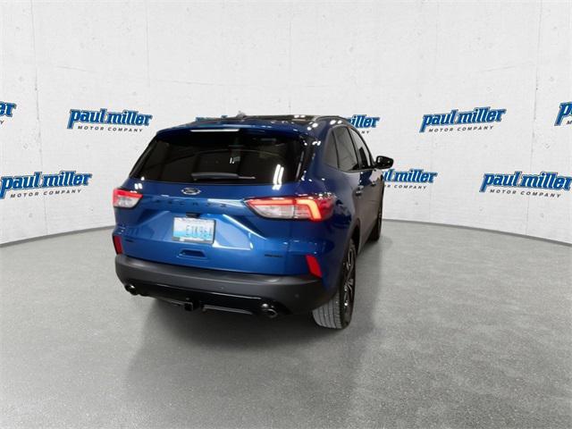 used 2022 Ford Escape car, priced at $25,326