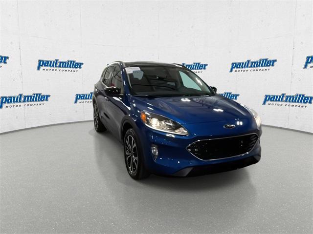used 2022 Ford Escape car, priced at $25,326