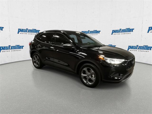 new 2025 Ford Escape car, priced at $25,815