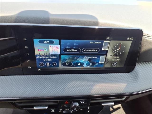 new 2025 Nissan Kicks car, priced at $27,392
