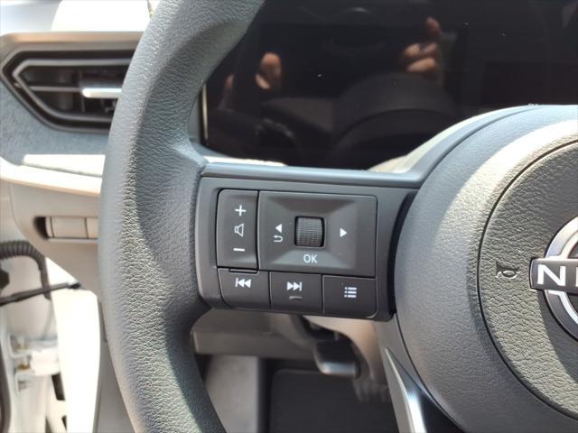 new 2025 Nissan Kicks car, priced at $26,472