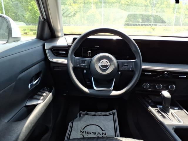 new 2025 Nissan Kicks car, priced at $26,472