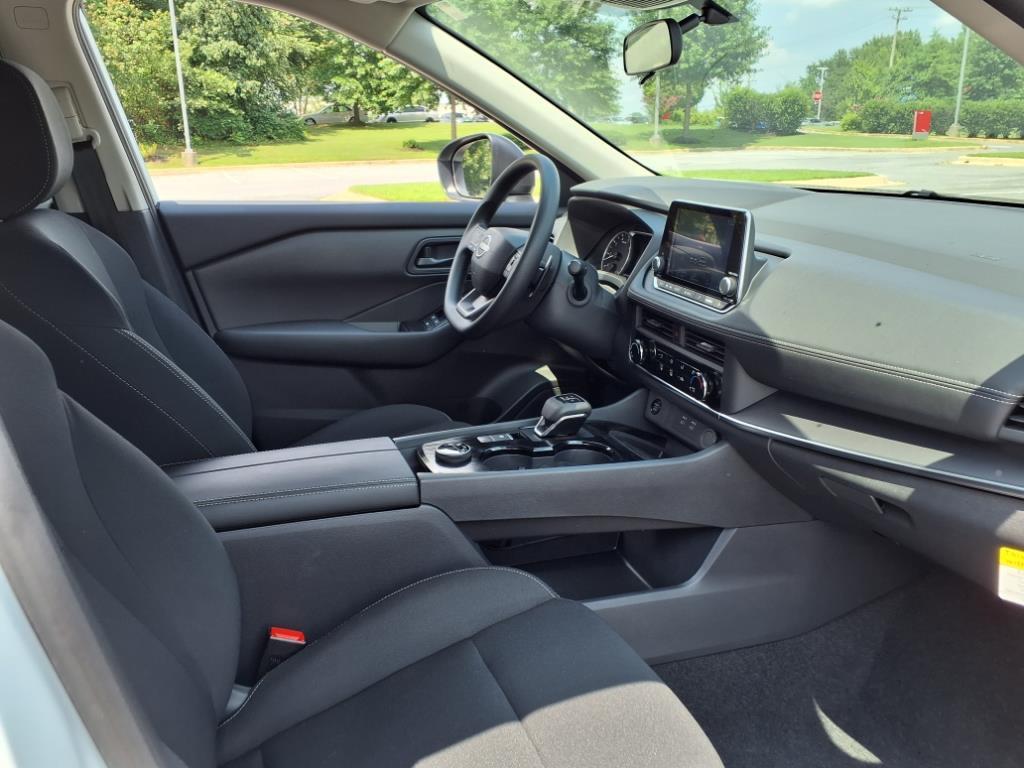 new 2025 Nissan Rogue car, priced at $29,734