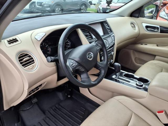 used 2018 Nissan Pathfinder car, priced at $13,393