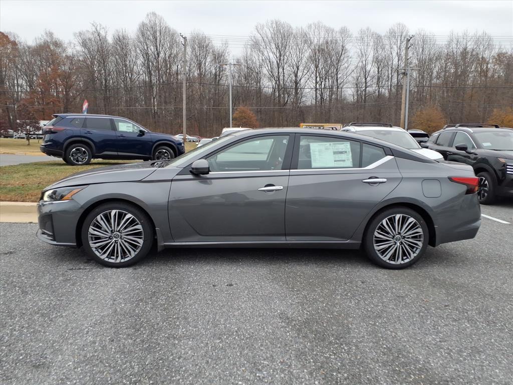 new 2025 Nissan Altima car, priced at $33,148
