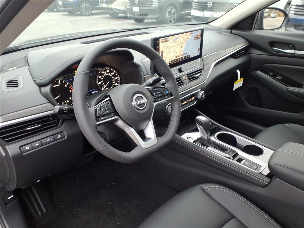 new 2025 Nissan Altima car, priced at $33,148