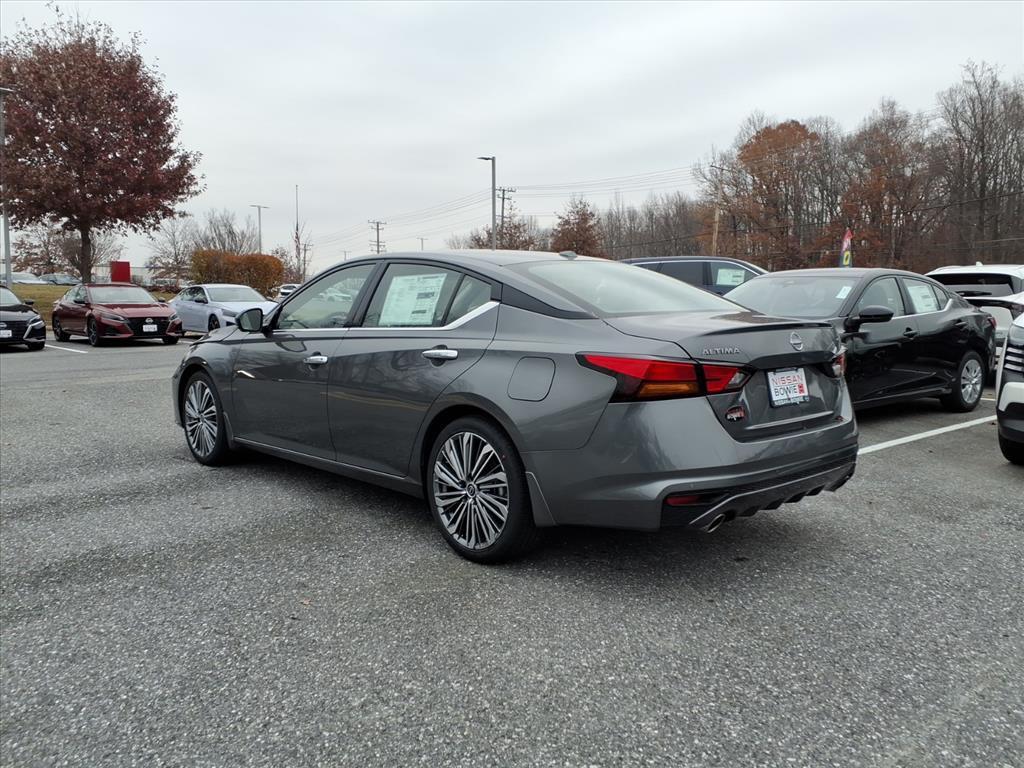 new 2025 Nissan Altima car, priced at $33,148
