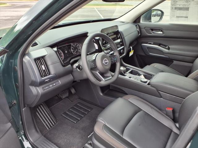 new 2025 Nissan Pathfinder car, priced at $43,711