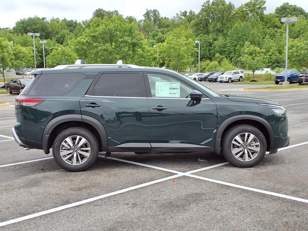 new 2025 Nissan Pathfinder car, priced at $41,450