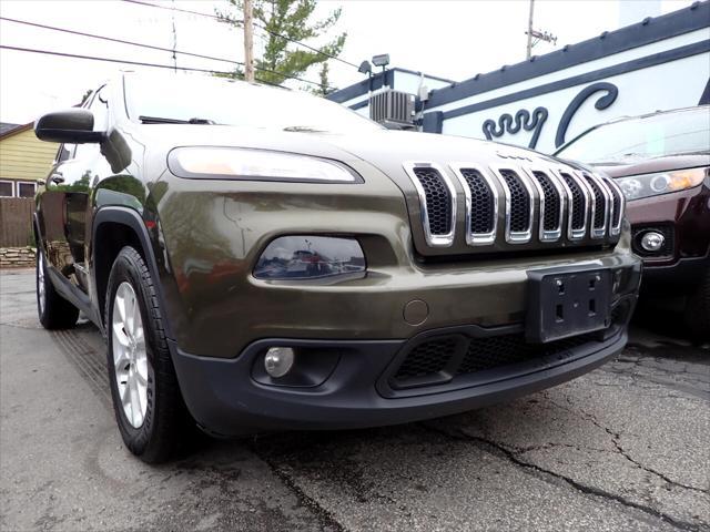 used 2015 Jeep Cherokee car, priced at $10,999