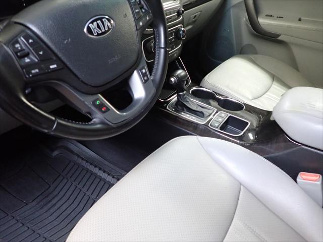 used 2014 Kia Sorento car, priced at $7,999