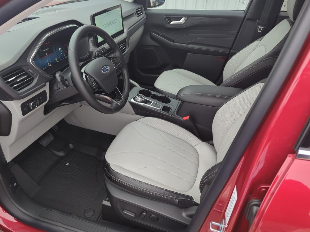 new 2025 Ford Escape car, priced at $38,900