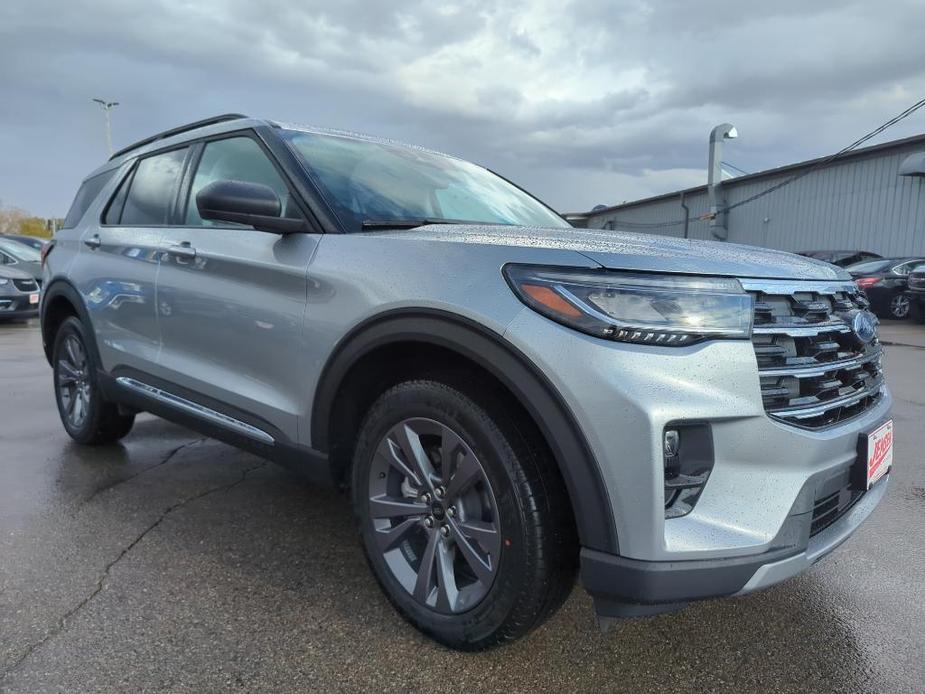 new 2025 Ford Explorer car, priced at $48,500