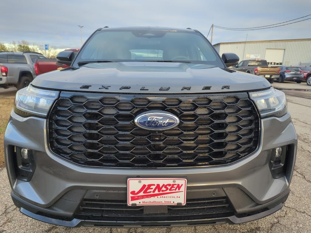 new 2025 Ford Explorer car, priced at $45,500