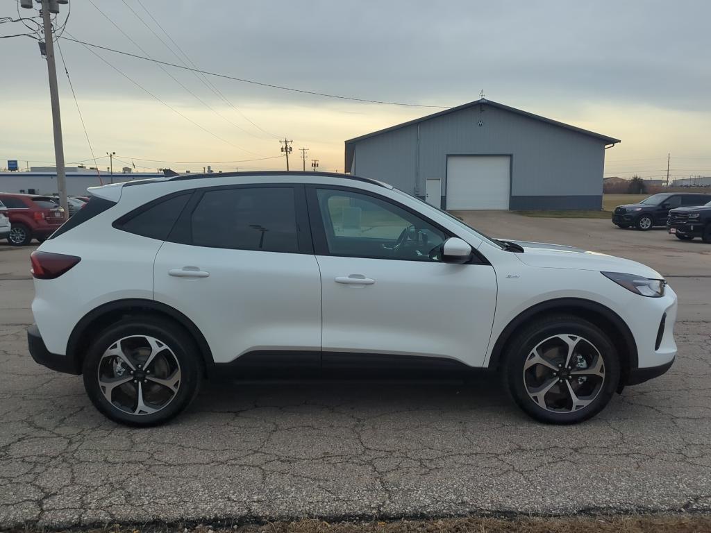 new 2025 Ford Escape car, priced at $36,500