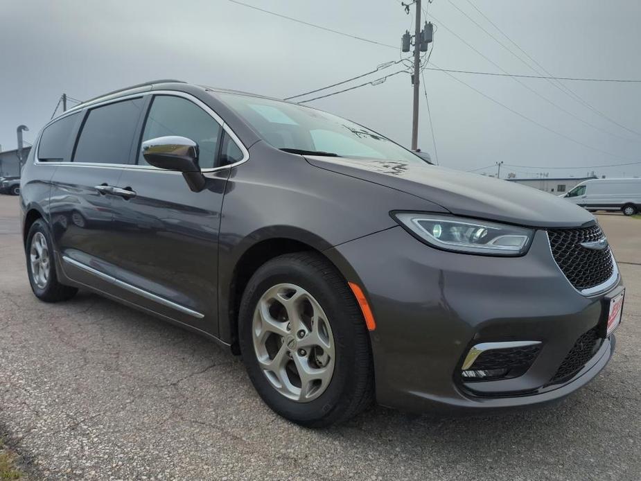 used 2022 Chrysler Pacifica car, priced at $30,000