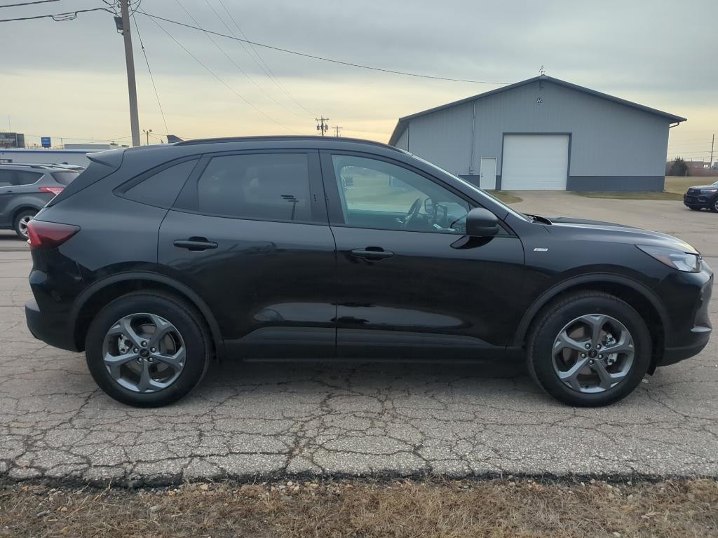 new 2025 Ford Escape car, priced at $33,500