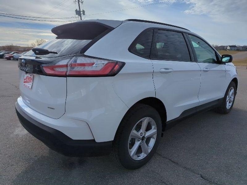 new 2024 Ford Edge car, priced at $36,000