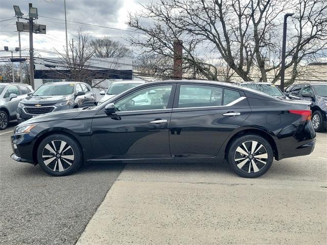 used 2022 Nissan Altima car, priced at $21,220