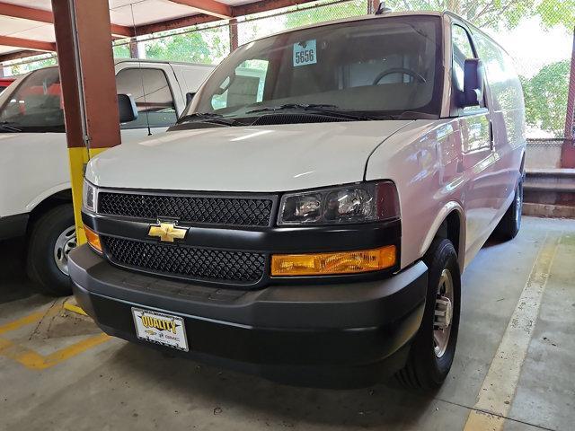 new 2024 Chevrolet Express 2500 car