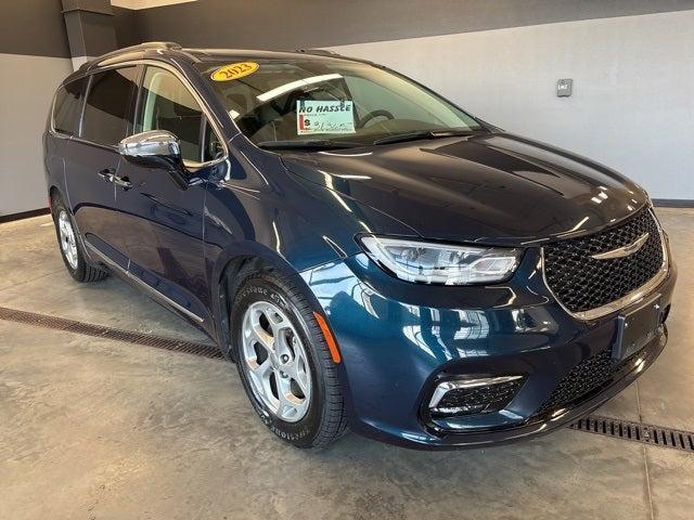 used 2023 Chrysler Pacifica car, priced at $30,290