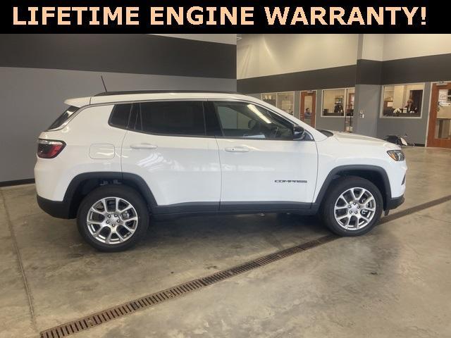 new 2024 Jeep Compass car, priced at $38,764