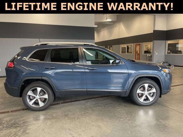 used 2021 Jeep Cherokee car, priced at $25,399