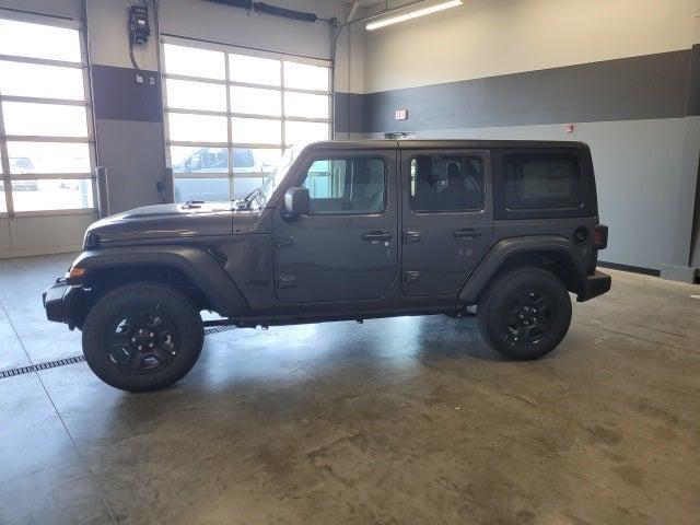 new 2025 Jeep Wrangler car, priced at $43,485