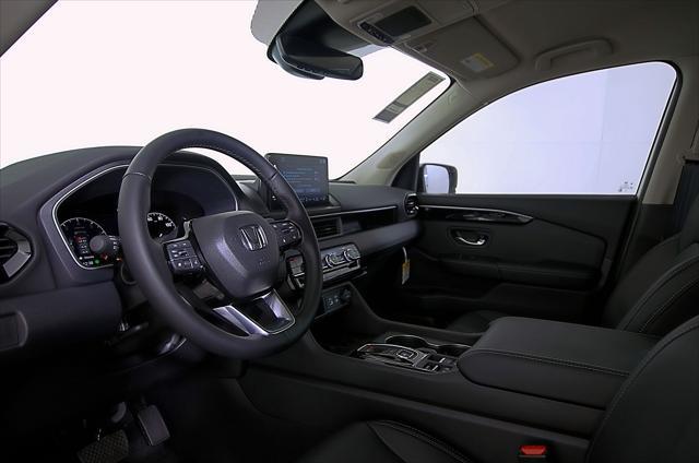 new 2025 Honda Pilot car, priced at $44,950
