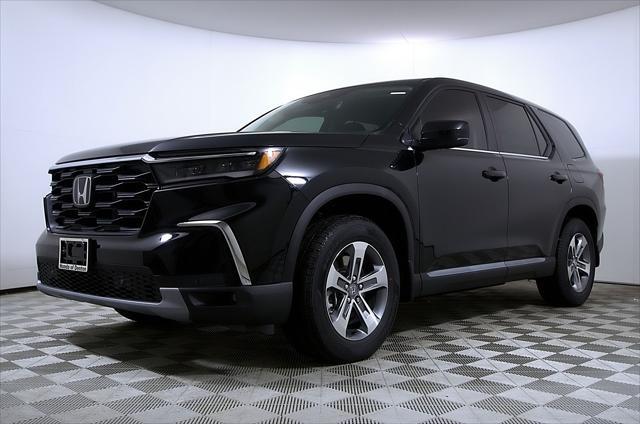 new 2025 Honda Pilot car, priced at $44,950