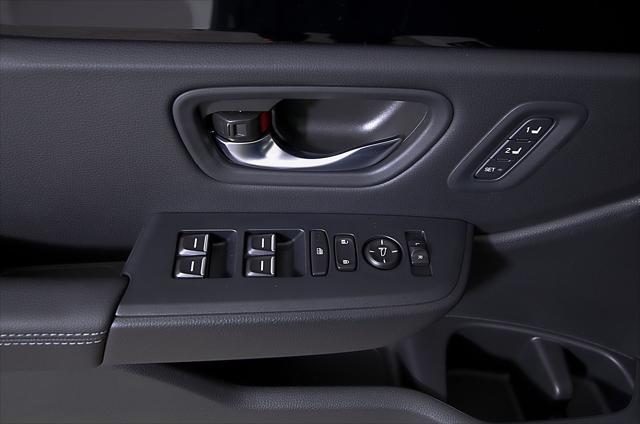 new 2025 Honda Pilot car, priced at $44,950
