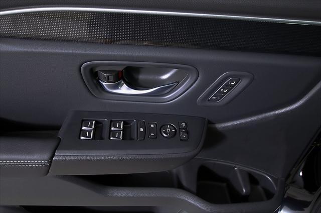 used 2025 Honda Pilot car, priced at $49,498
